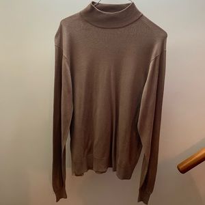 Jos A. Bank Brown Turtle Neck Sweater Top Size M